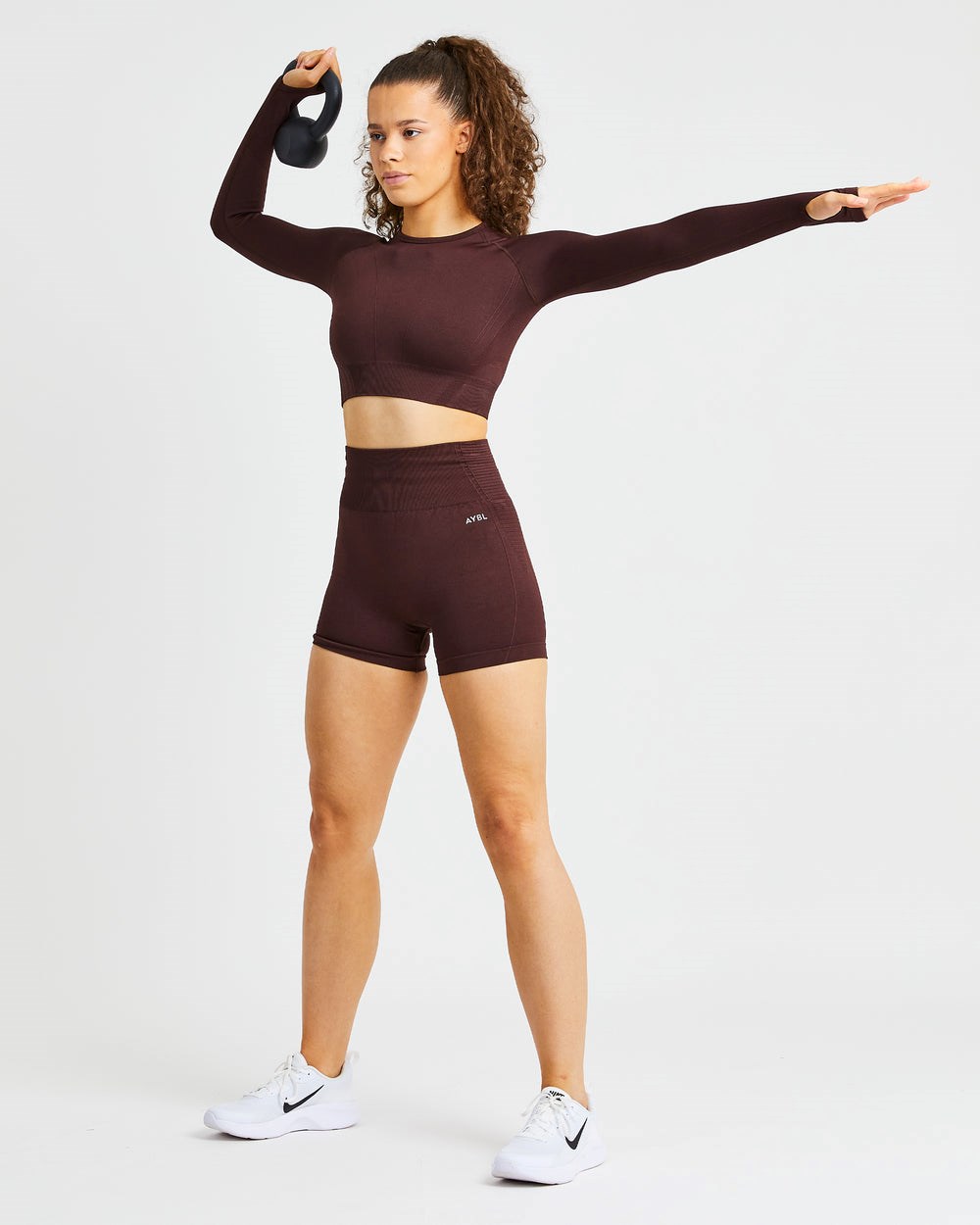 AYBL Balance V2 Seamless Long Sleeve Crop Top Choklad Bruna | 0472-UCJRO