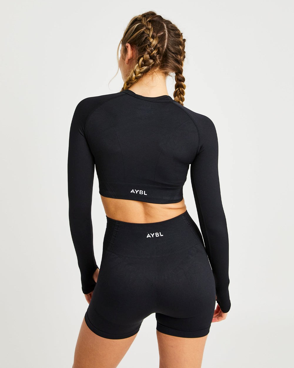 AYBL Balance V2 Seamless Long Sleeve Crop Top Svarta | 1973-KECRF