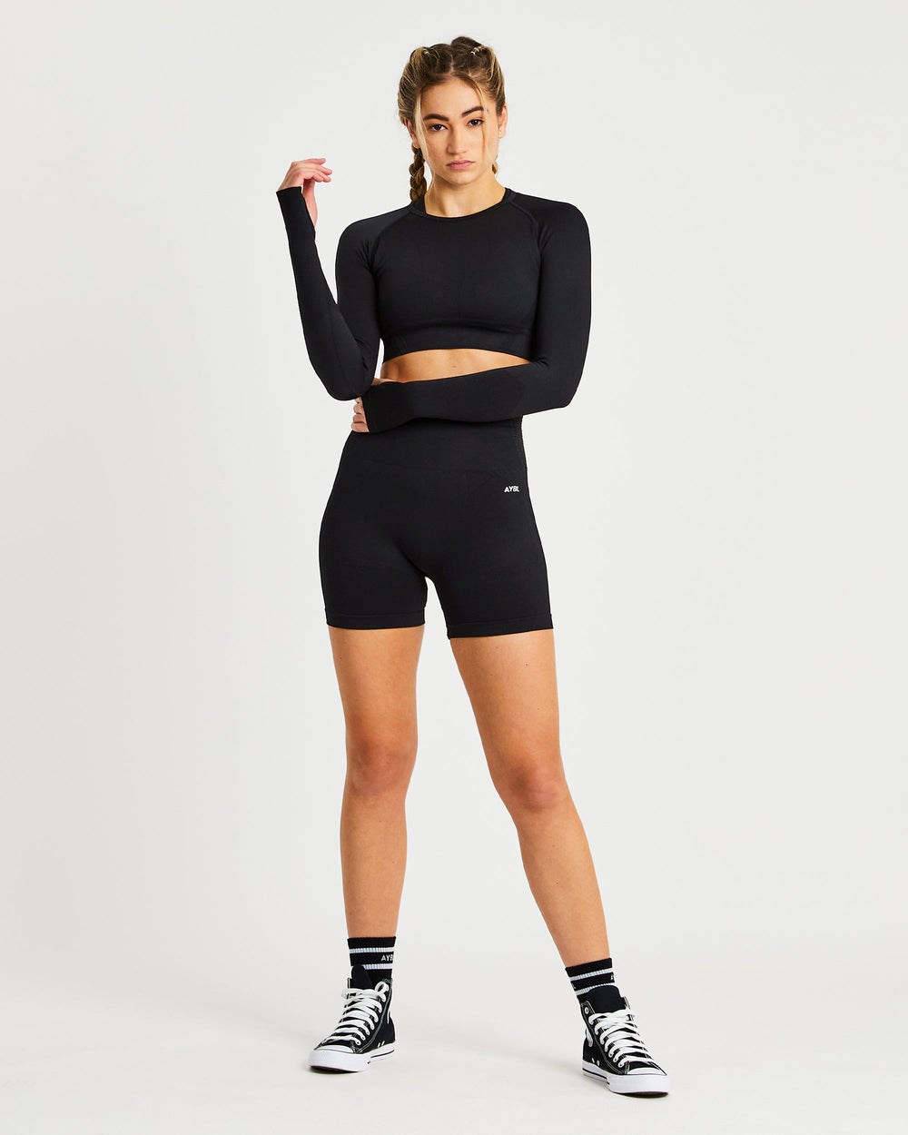 AYBL Balance V2 Seamless Long Sleeve Crop Top Svarta | 1973-KECRF