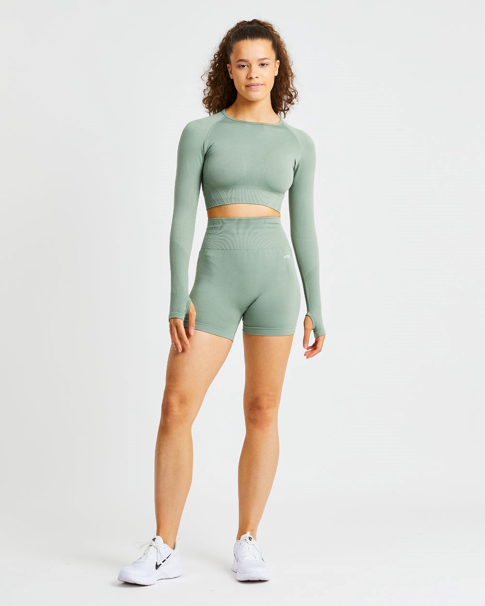 AYBL Balance V2 Seamless Long Sleeve Crop Top Olivgröna Gröna | 4501-DGXEK