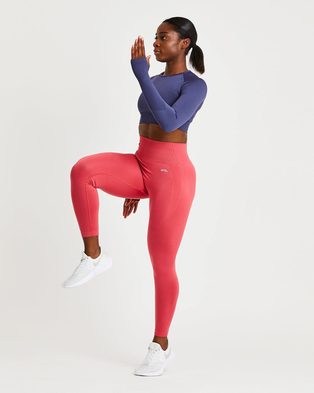 AYBL Balance V2 Seamless Long Sleeve Crop Top Marinblå Blå | 4916-HGMBE