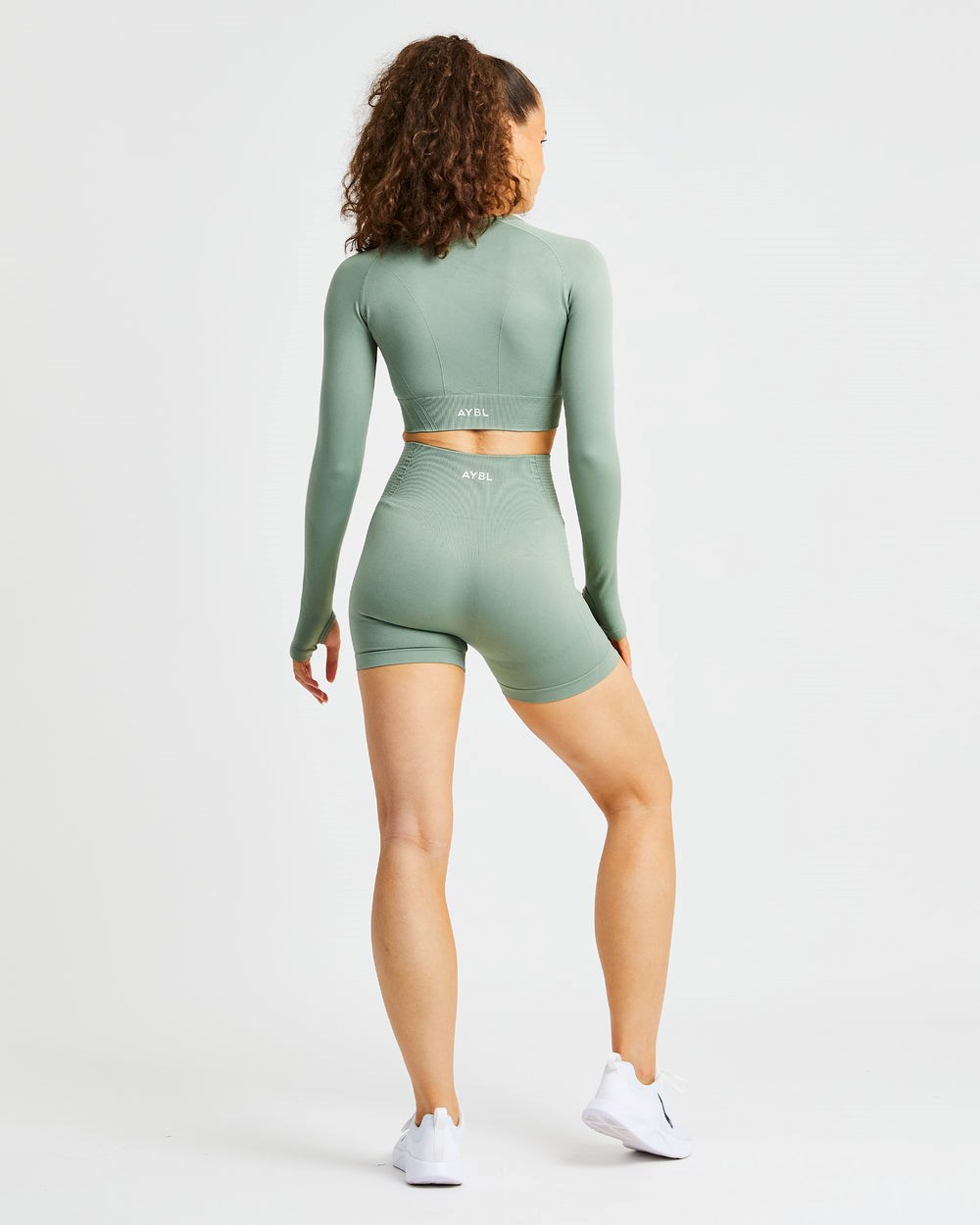 AYBL Balance V2 Seamless Long Sleeve Crop Top Olivgröna Gröna | 6940-UPVFL