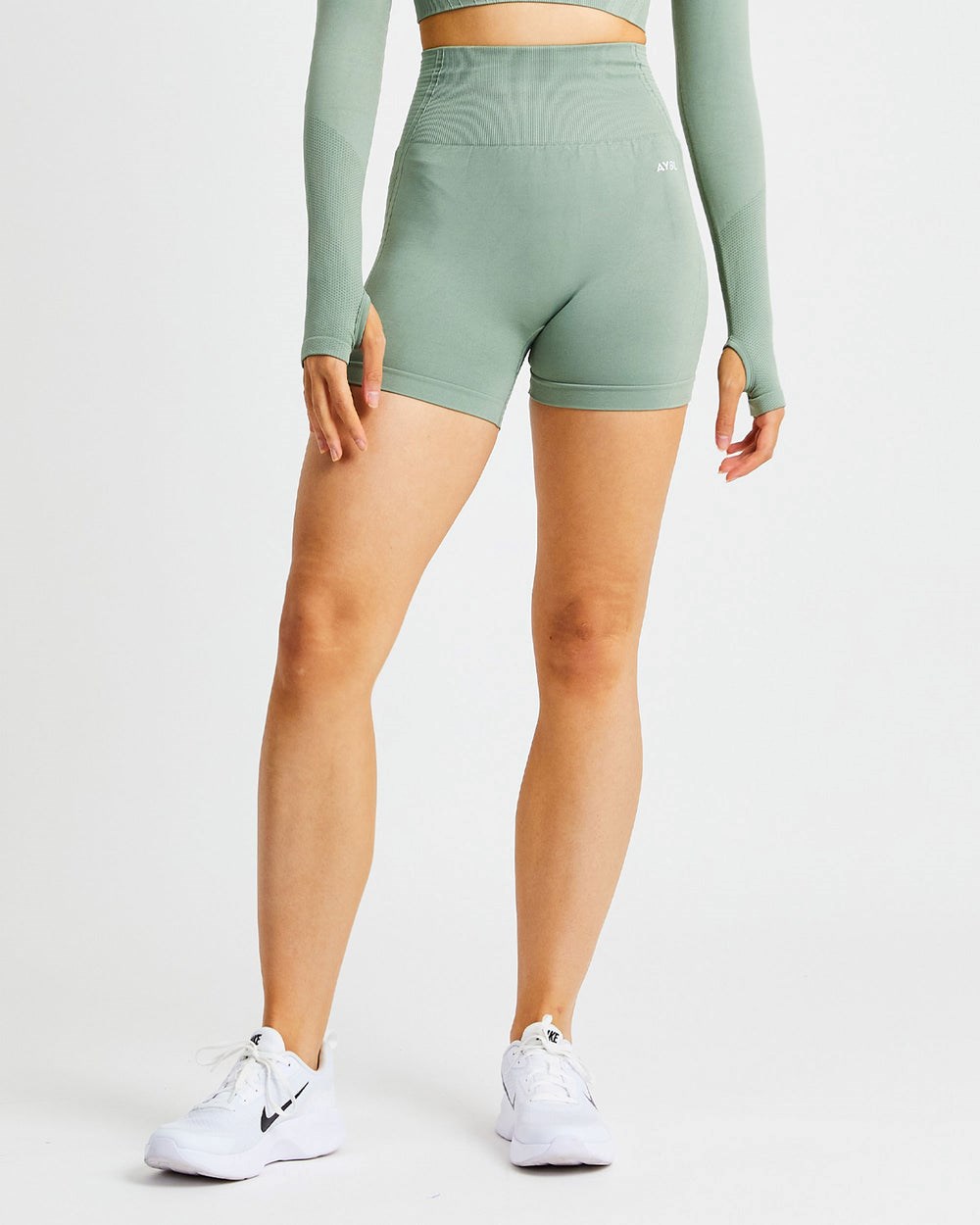 AYBL Balance V2 Seamless Shorts Olivgröna Gröna | 3802-PWJLG