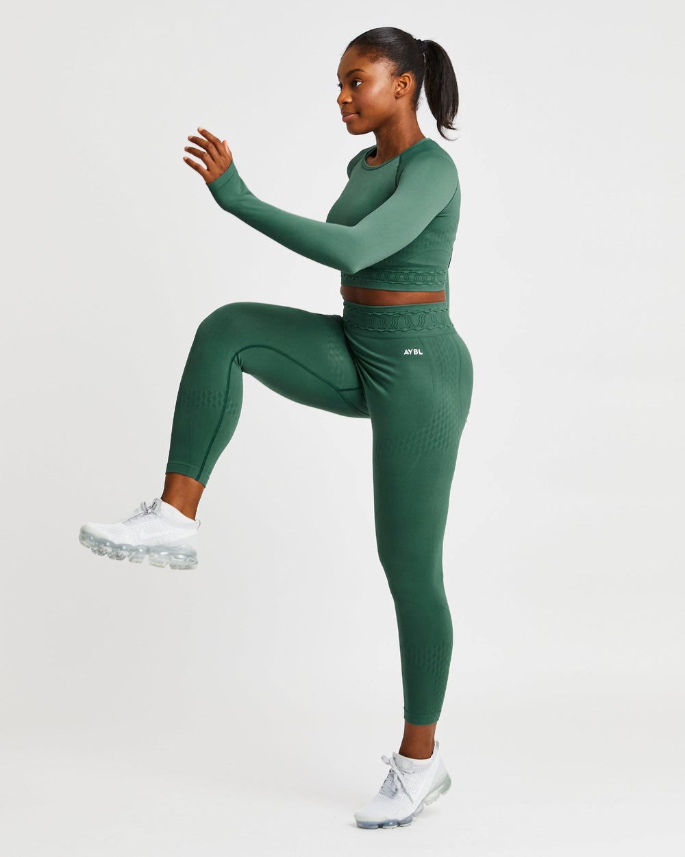 AYBL Elevate Seamless Long Sleeve Crop Top Gröna | 5716-EIZDH