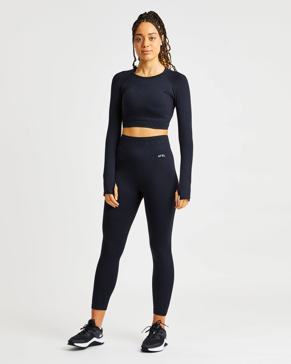 AYBL Elevate Seamless Long Sleeve Crop Top Svarta | 9835-JWPVF