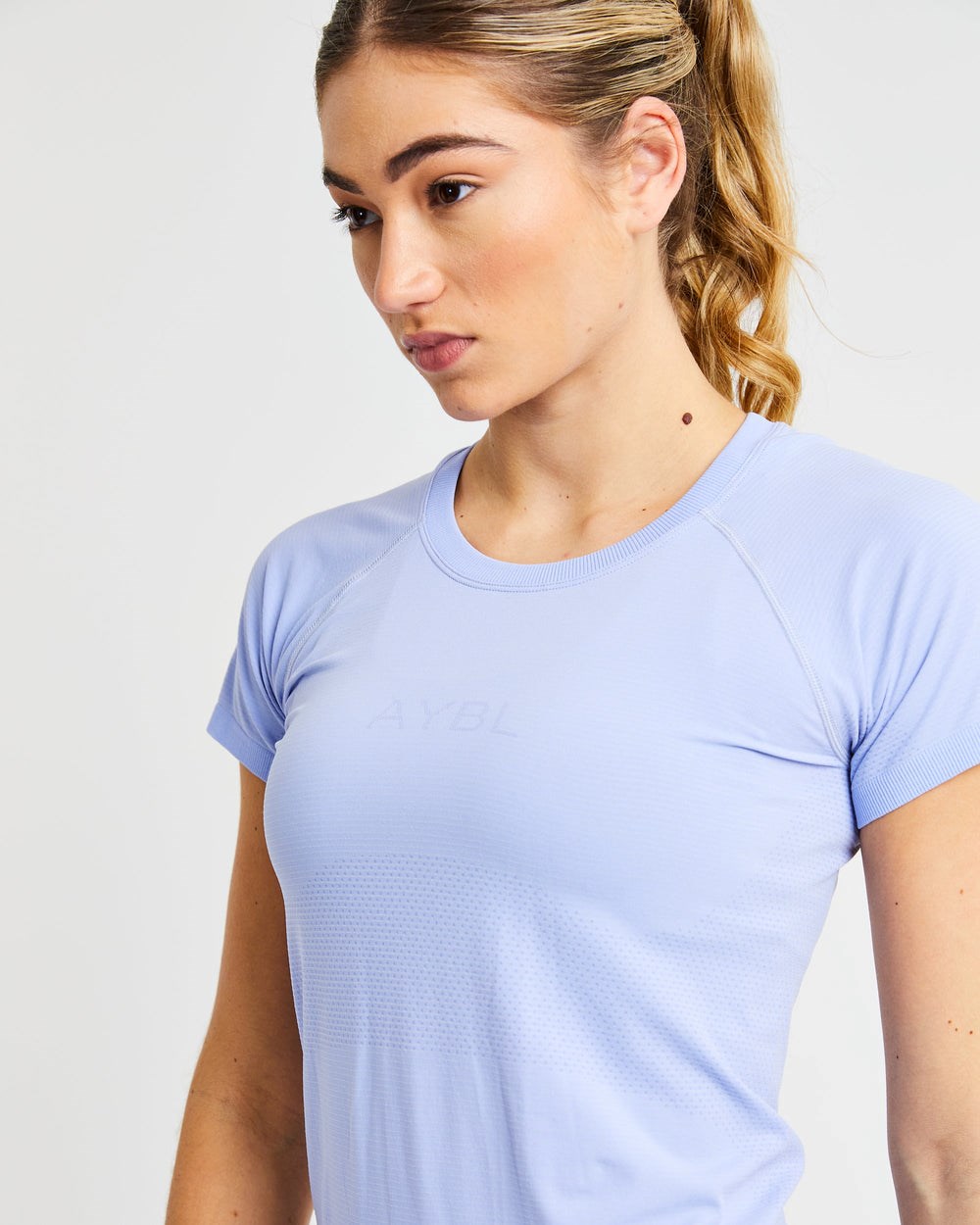 AYBL Embrace Seamless T Shirt Blå | 5036-DXCYG