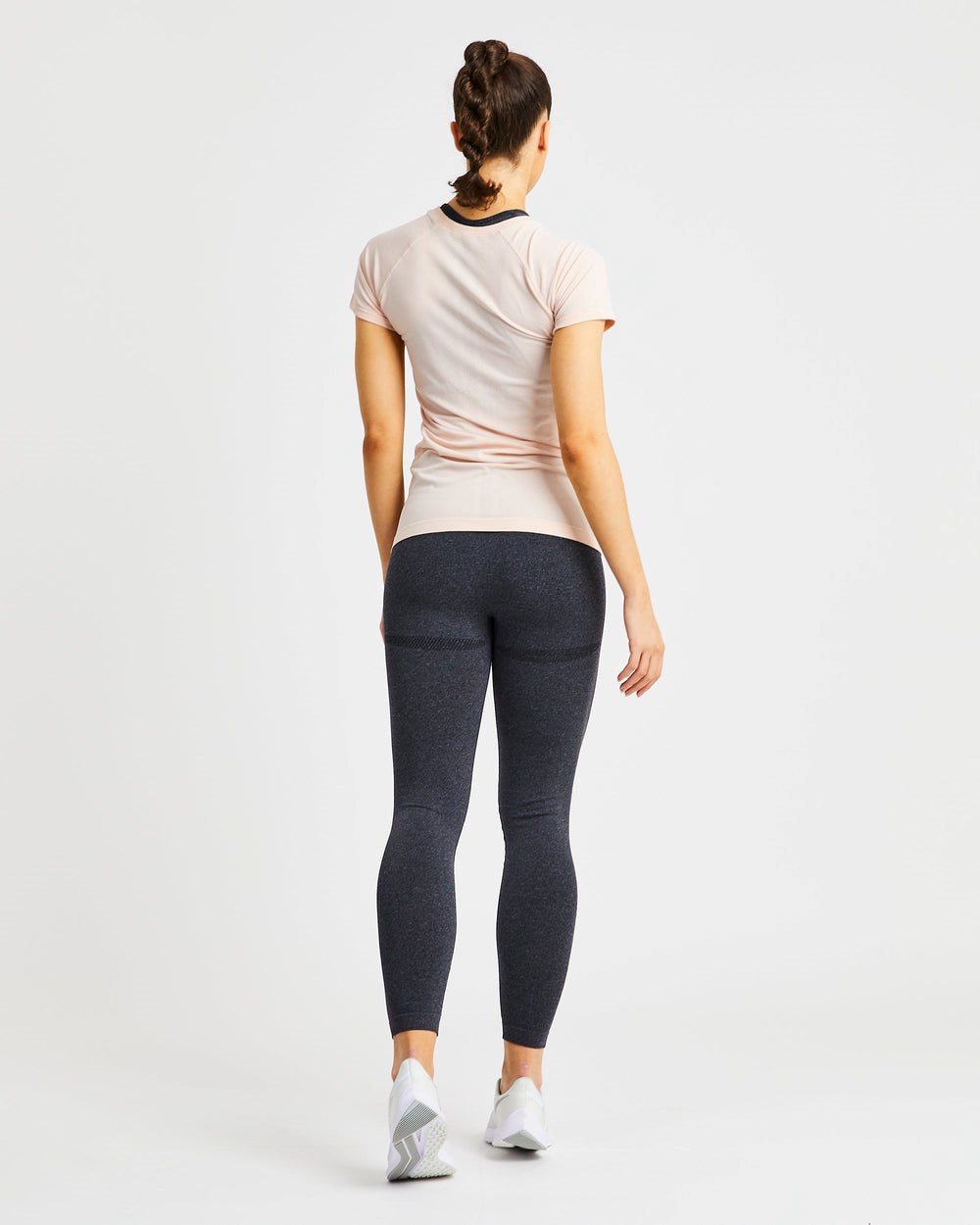 AYBL Embrace Seamless T Shirt Soft Peach | 8724-GZHTR