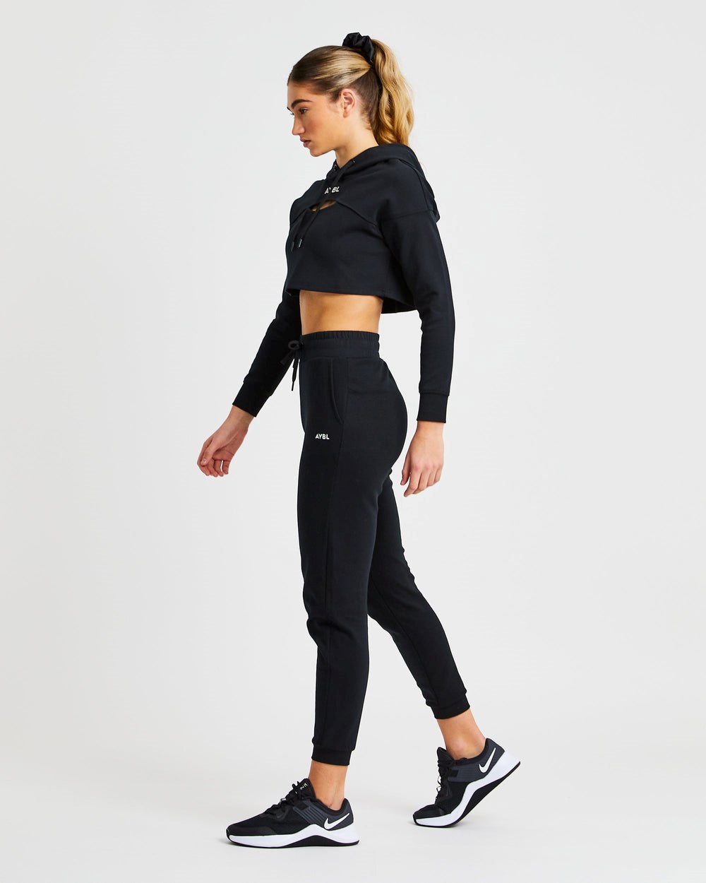 AYBL Everyday Joggers Svarta | 5682-NYEDA