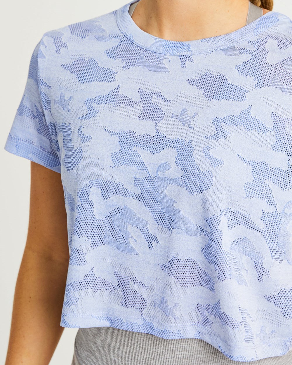 AYBL Evolve Camo Crop T Shirt Blå | 1507-IDLWR