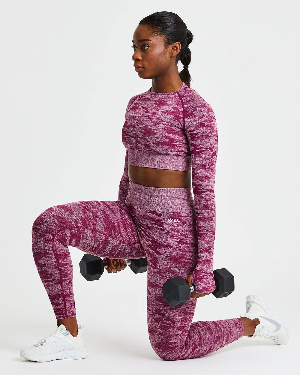 AYBL Evolve Camo Seamless Long Sleeve Crop Top Vinröda | 3485-ADLEX