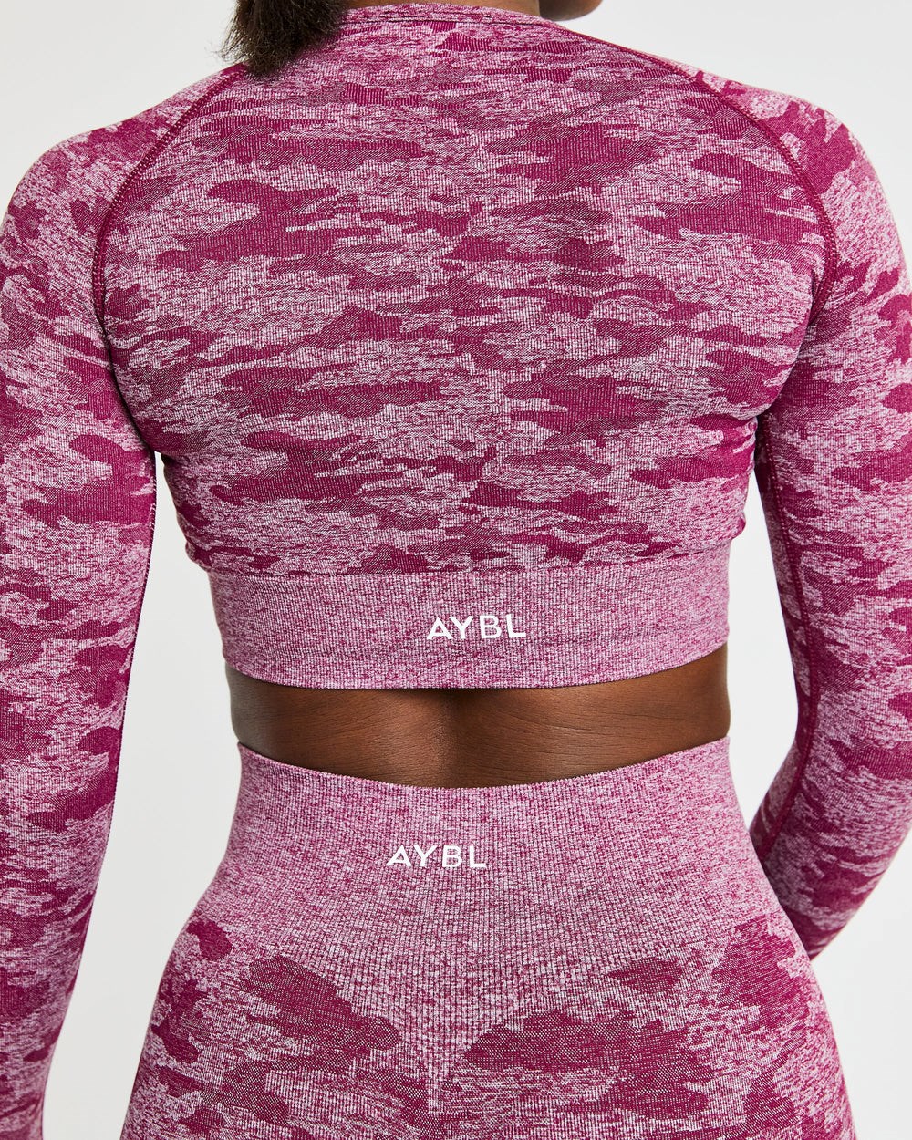 AYBL Evolve Camo Seamless Long Sleeve Crop Top Vinröda | 3485-ADLEX