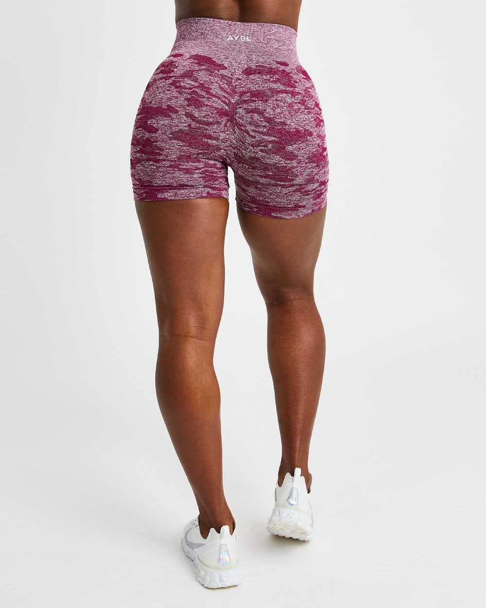 AYBL Evolve Camo Seamless Shorts Vinröda | 8209-YKAMD