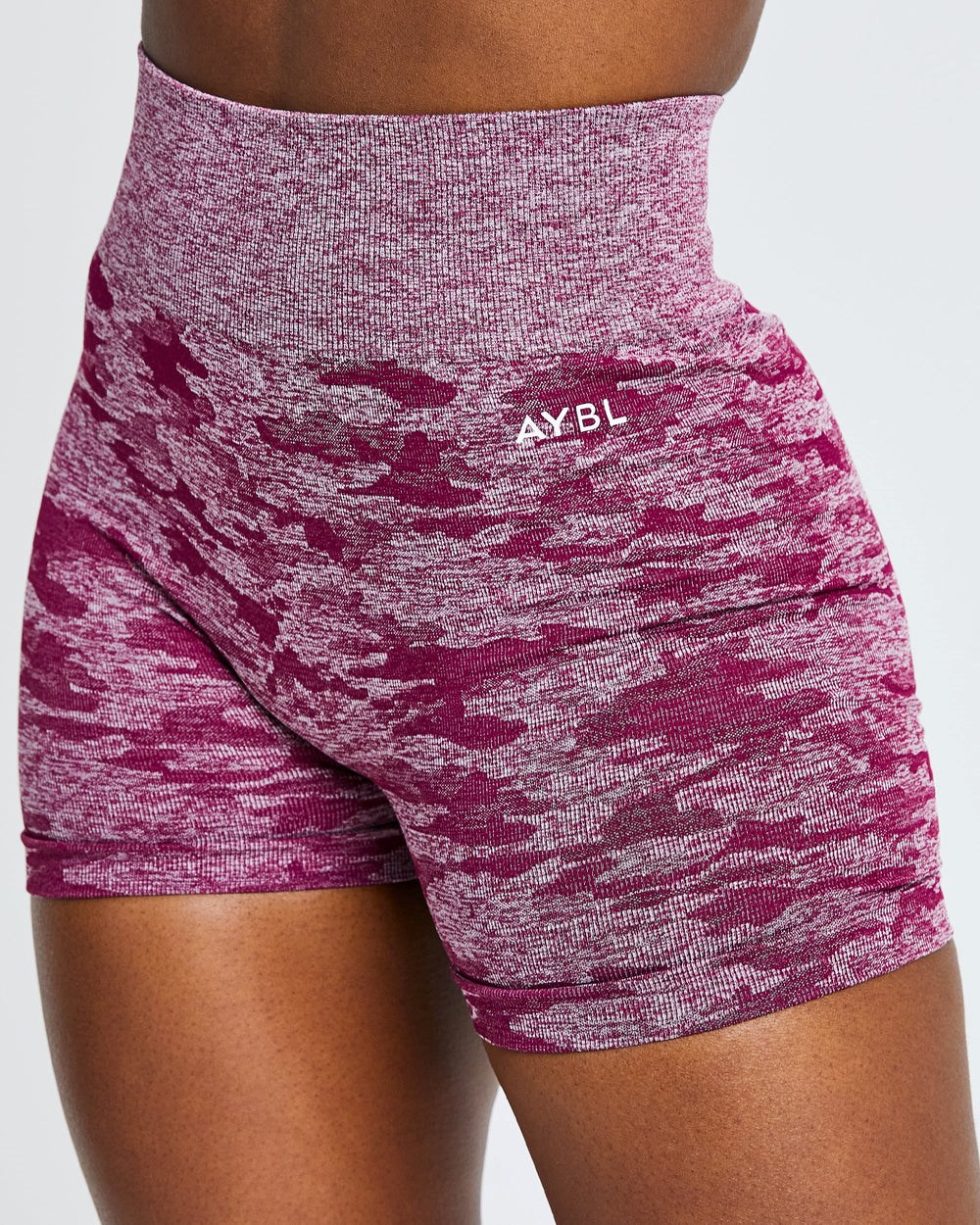 AYBL Evolve Camo Seamless Shorts Vinröda | 8209-YKAMD