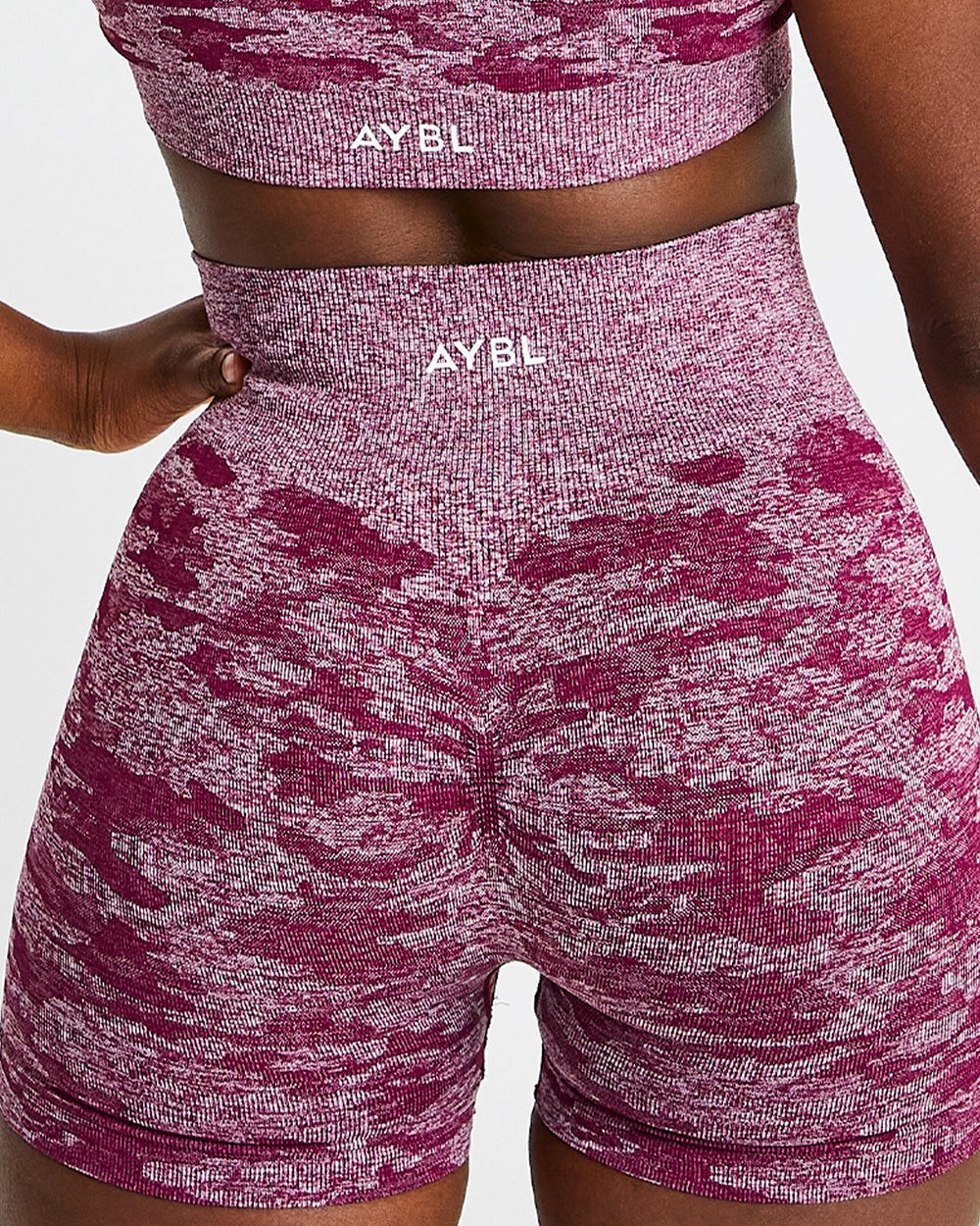 AYBL Evolve Camo Seamless Shorts Vinröda | 8209-YKAMD