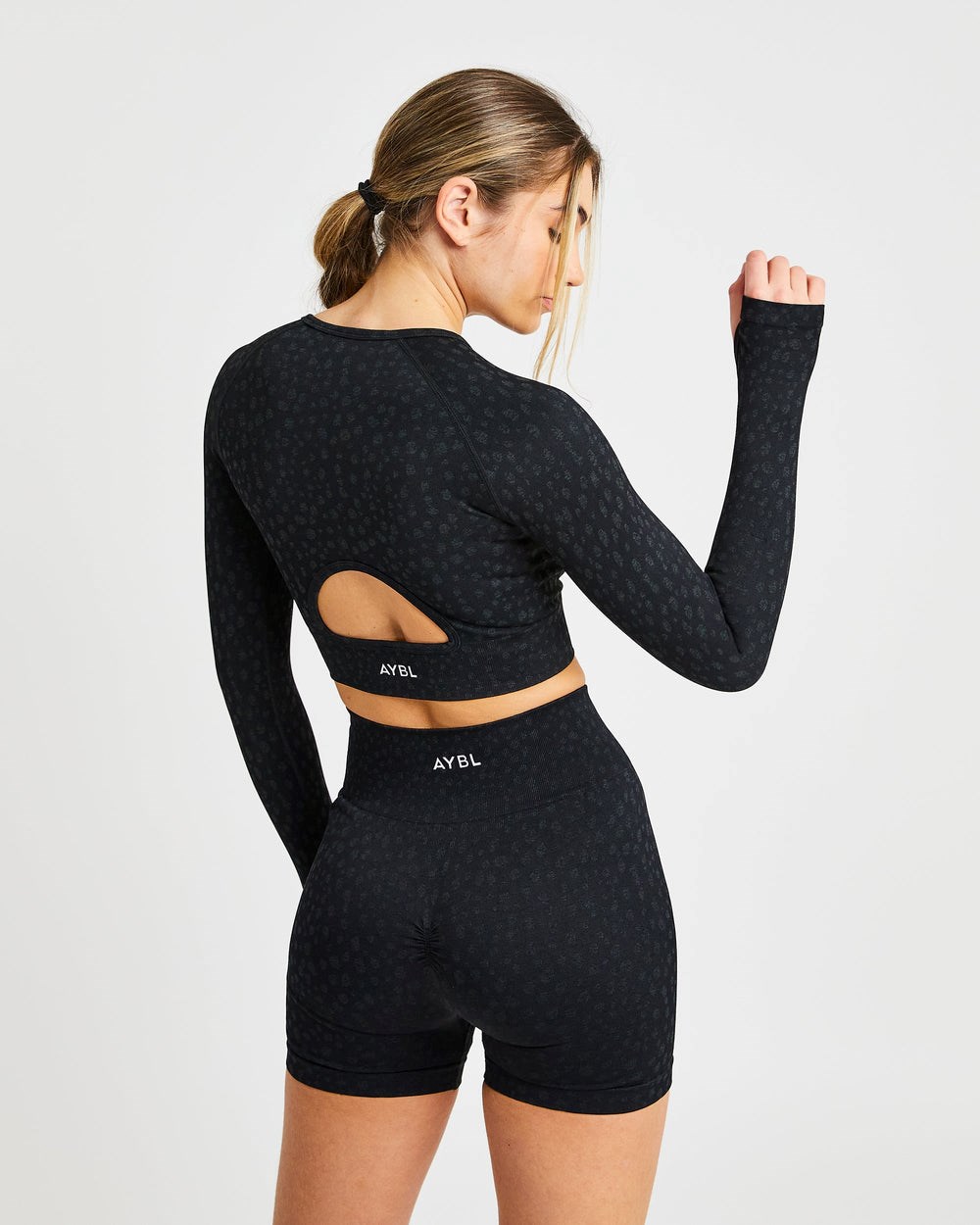 AYBL Evolve Speckle Seamless Long Sleeve Crop Top Svarta | 1509-TRZWC