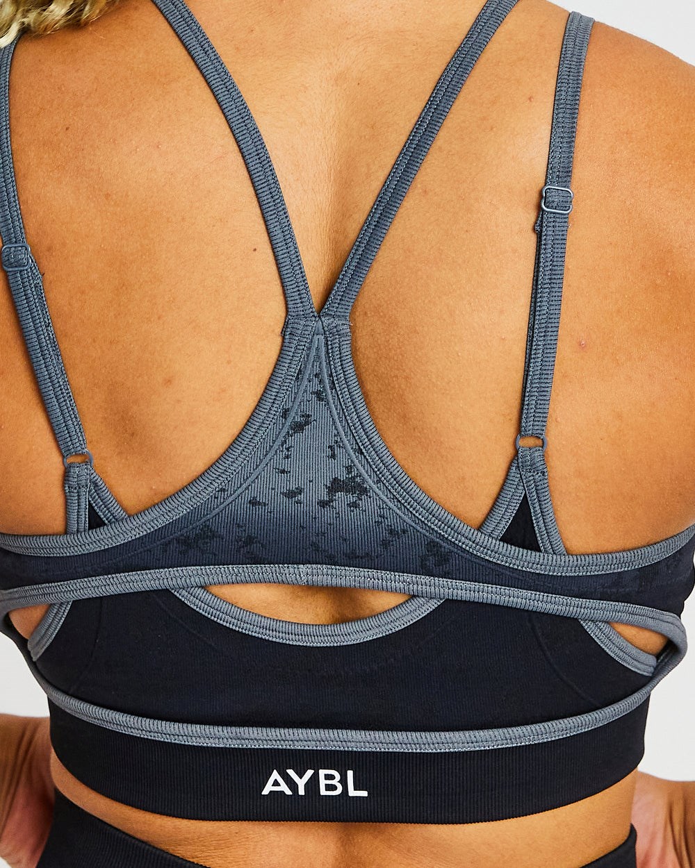 AYBL Flare Seamless Sports Bra Svarta | 5926-WTVNG