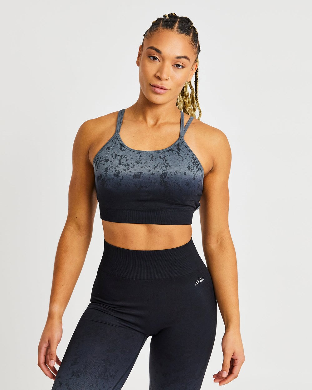 AYBL Flare Seamless Sports Bra Svarta | 5926-WTVNG