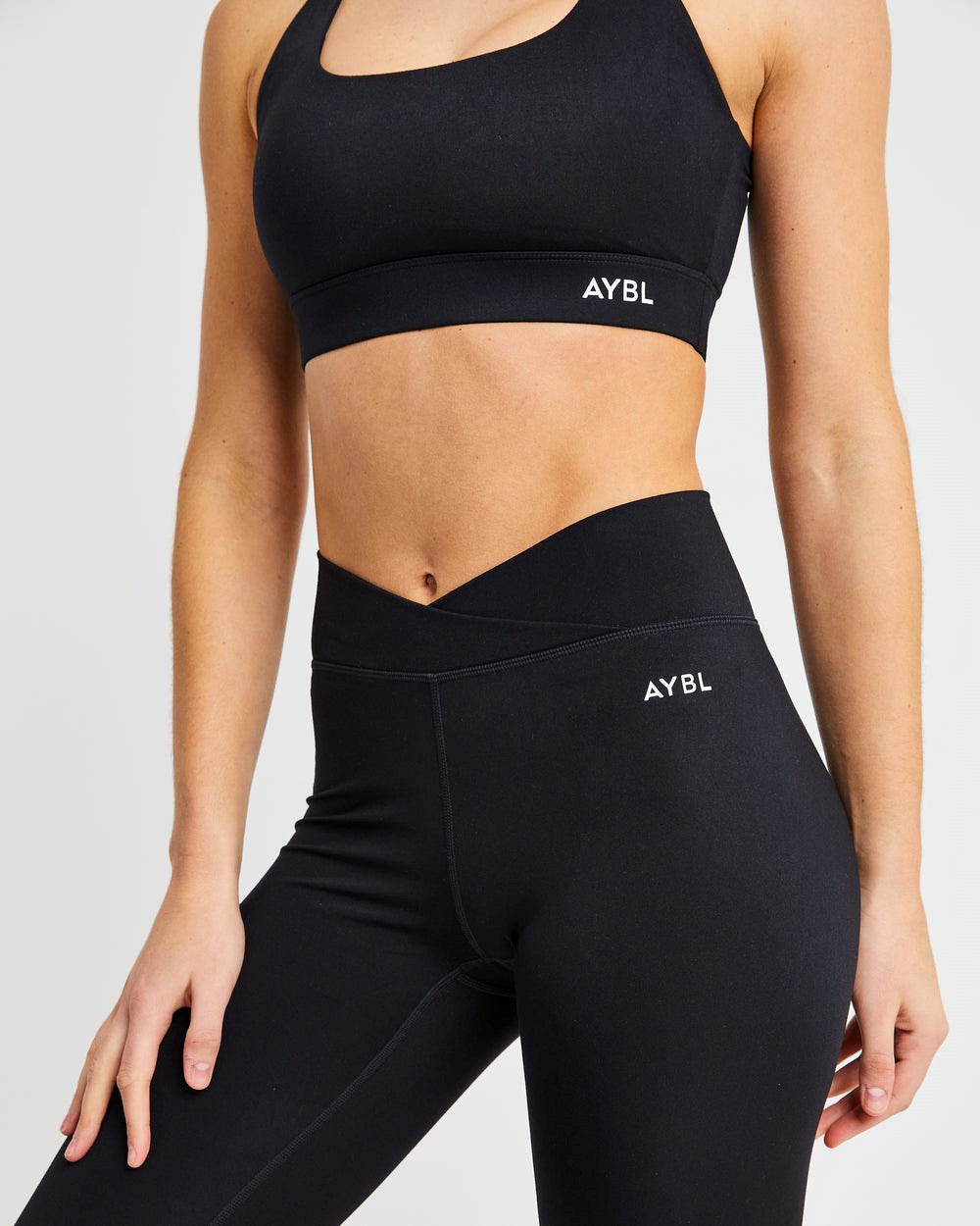 AYBL Flow Sports Bra Svarta | 9541-HEGFN