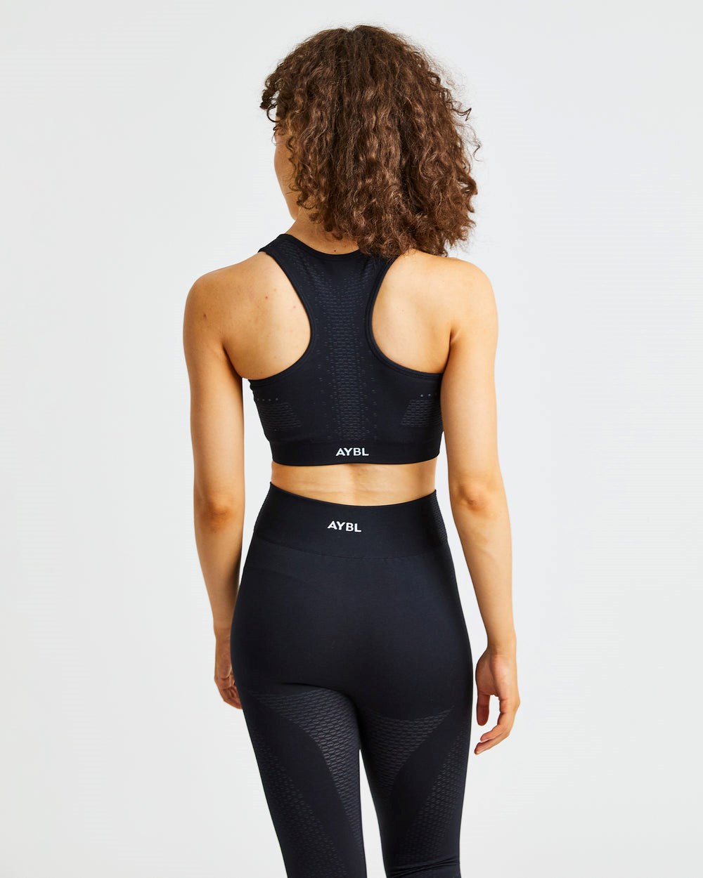 AYBL Ignite Seamless Sports Bra Svarta | 5403-PYUET