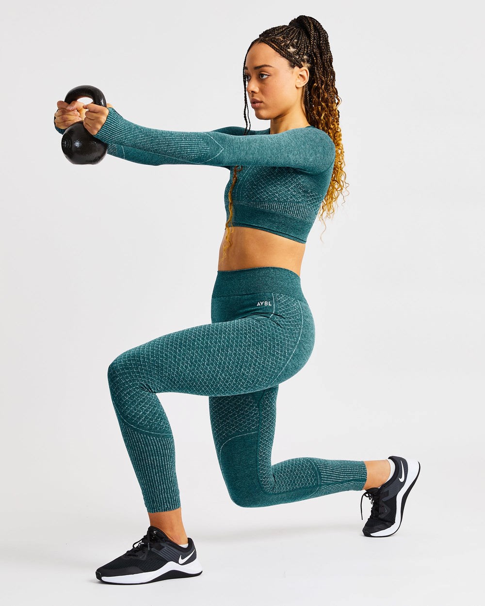 AYBL Impact Seamless Long Sleeve Crop Top Gröna | 3297-OZWGT