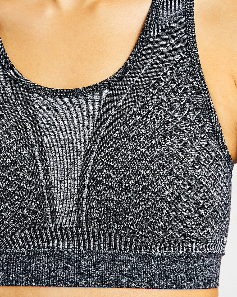 AYBL Impact Seamless Sports Bra Svarta | 5491-ZEQBT