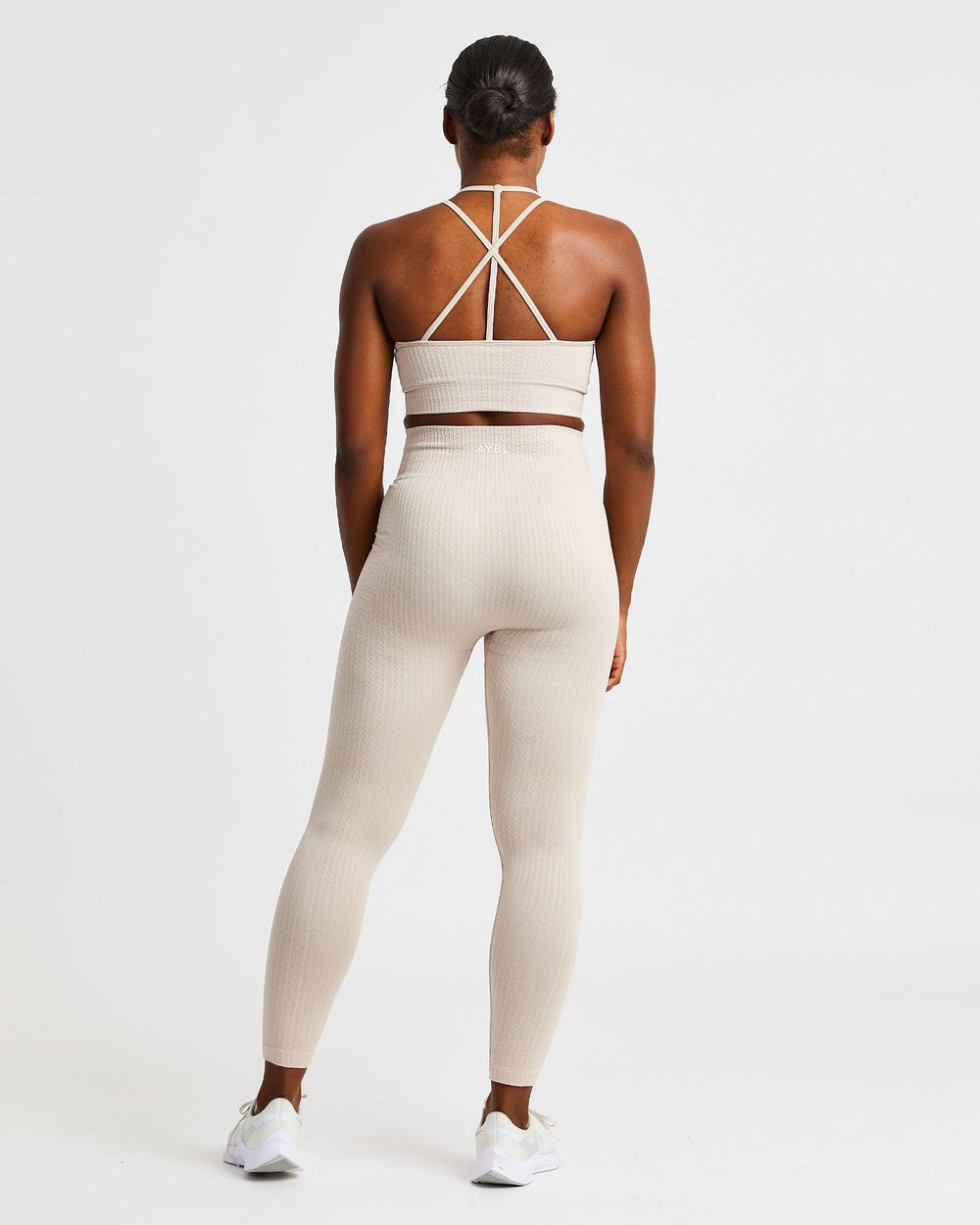 AYBL Luxe Seamless Crop Tank Top Sand | 0376-YJIMR