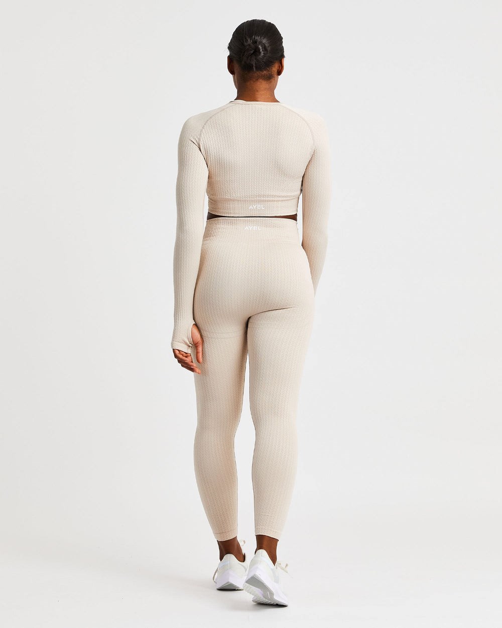 AYBL Luxe Seamless Long Sleeve Crop Top Sand | 3147-USDCY