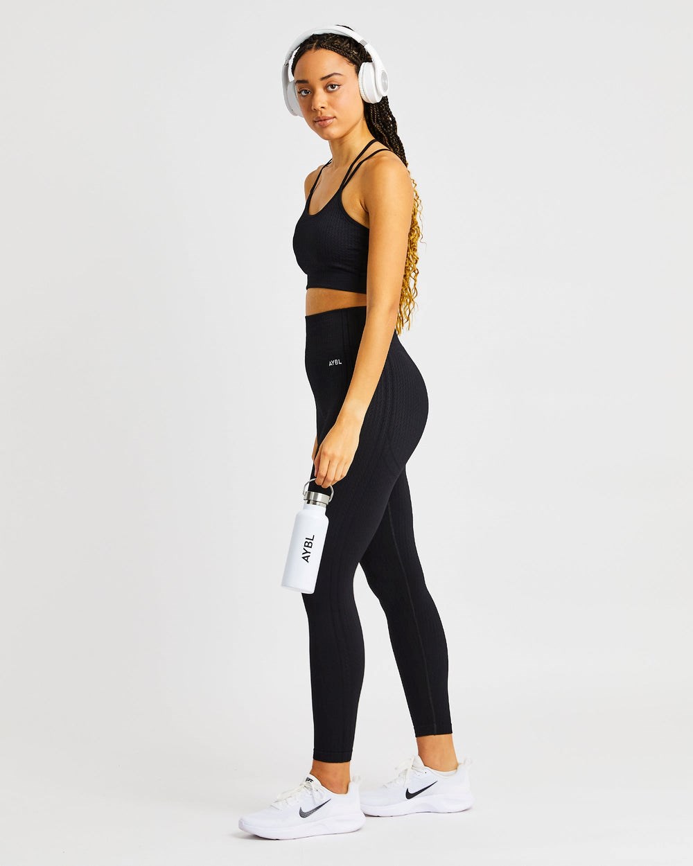 AYBL Luxe Seamless Sports Bra Svarta | 7218-ZSYTC