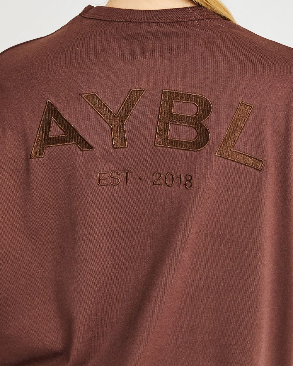 AYBL Luxe T Shirt Bruna | 4105-VFGWQ