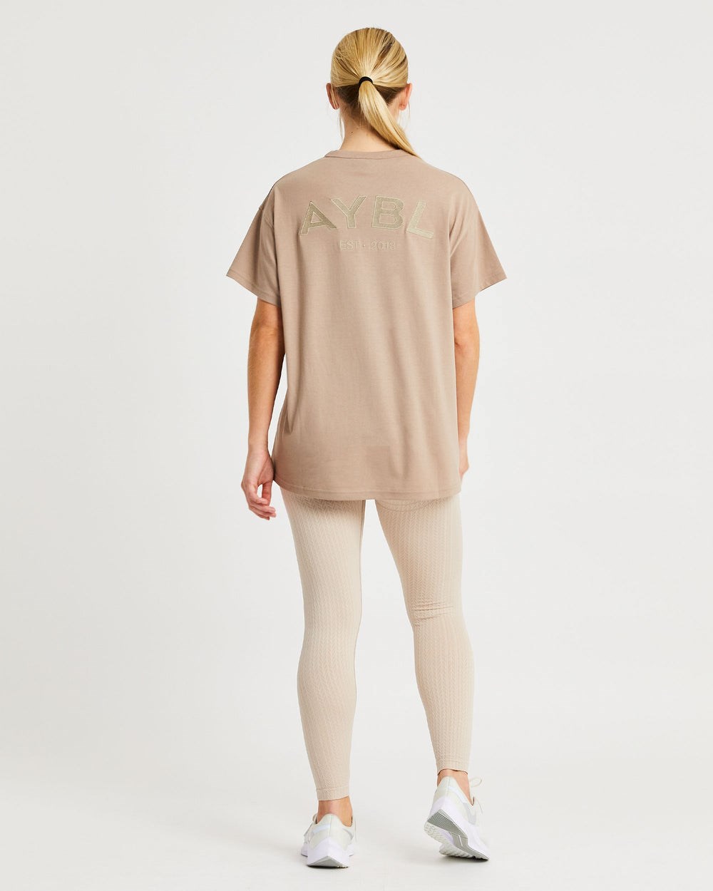 AYBL Luxe T Shirt Mocha | 1869-NWVKI