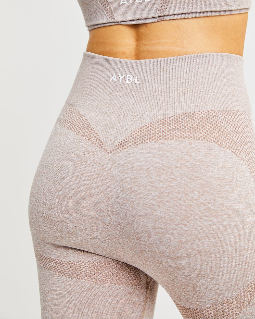 AYBL Motion Seamless Cycling Shorts Beige | 1074-IOHWD