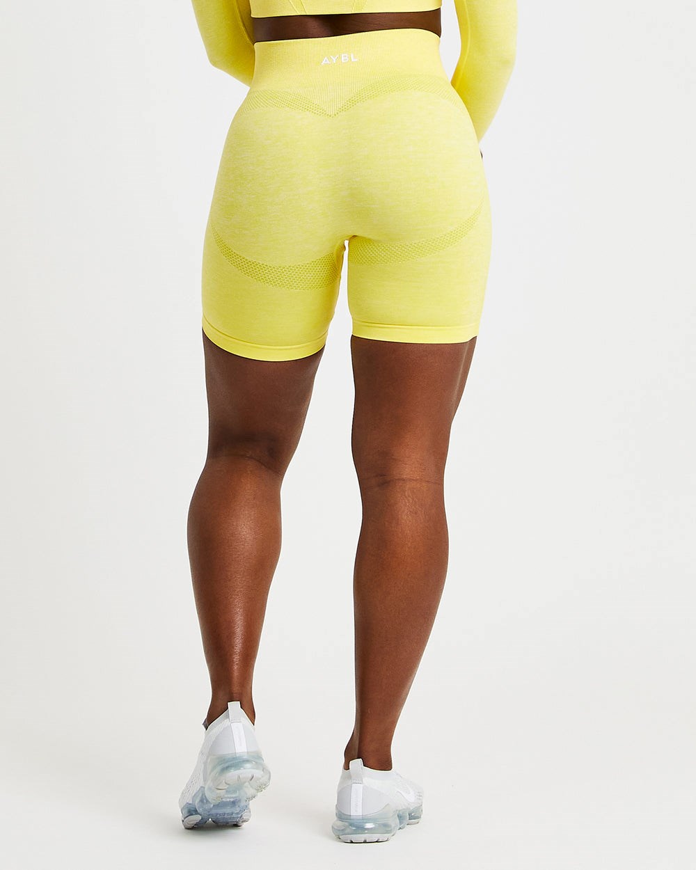 AYBL Motion Seamless Cycling Shorts Gula | 9302-NLRXS