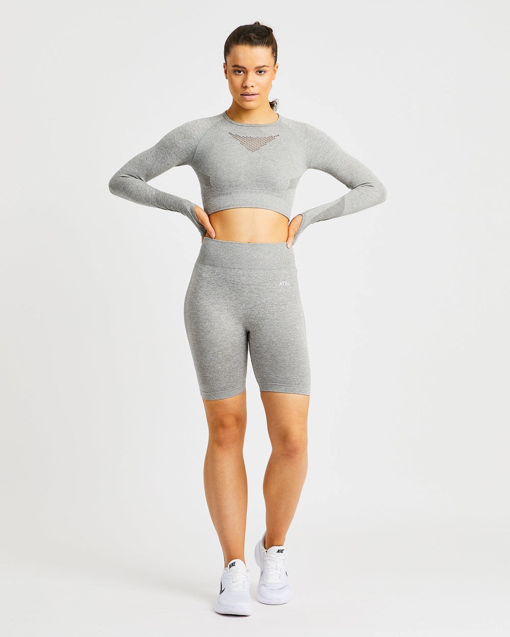 AYBL Motion Seamless Long Sleeve Crop Top Khaki | 2435-AVNYF