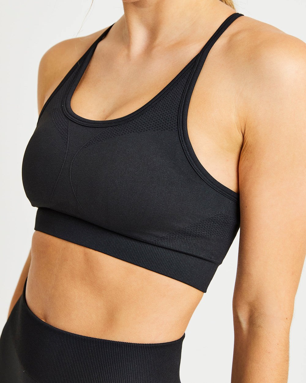 AYBL Motion Seamless Sports Bra Svarta | 4671-NCFIT