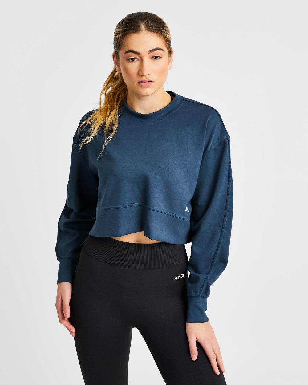 AYBL Oversized Crop Jumper Marinblå | 9803-QOBID