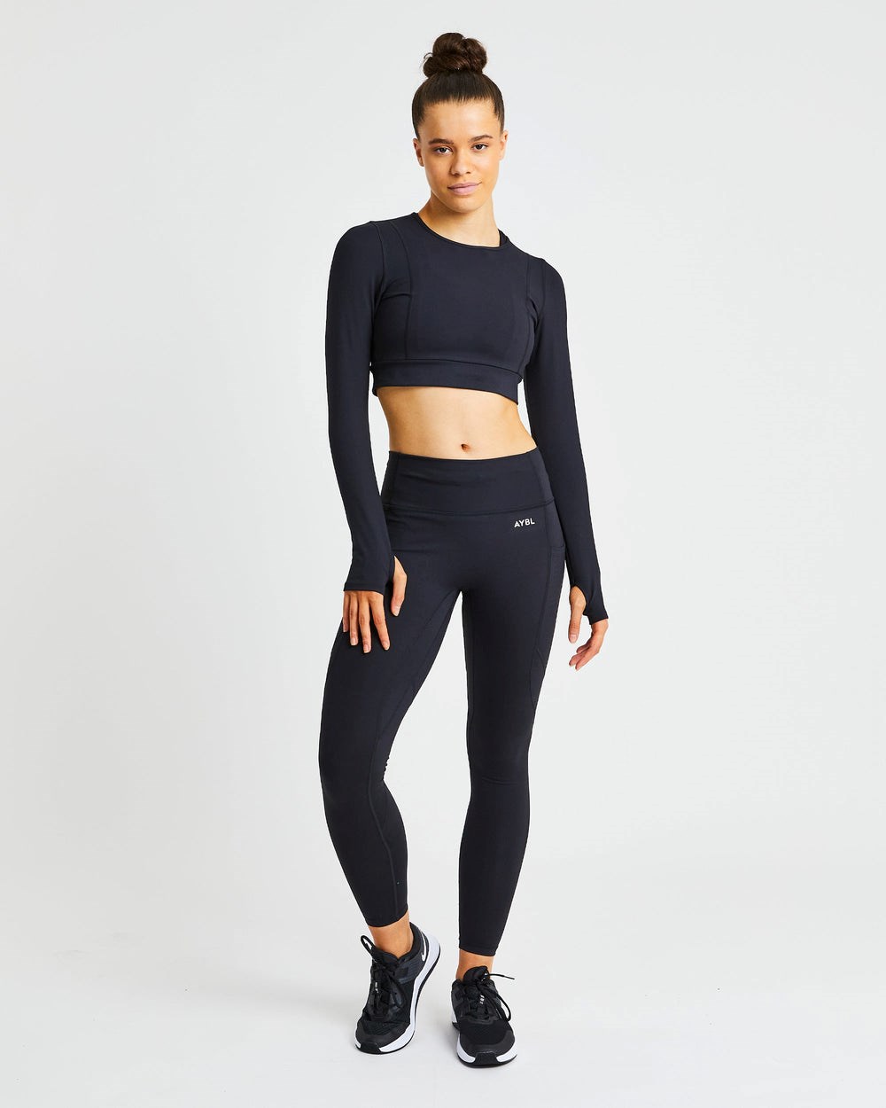 AYBL Pace Long Sleeve Crop Top Svarta | 5023-WIGXO