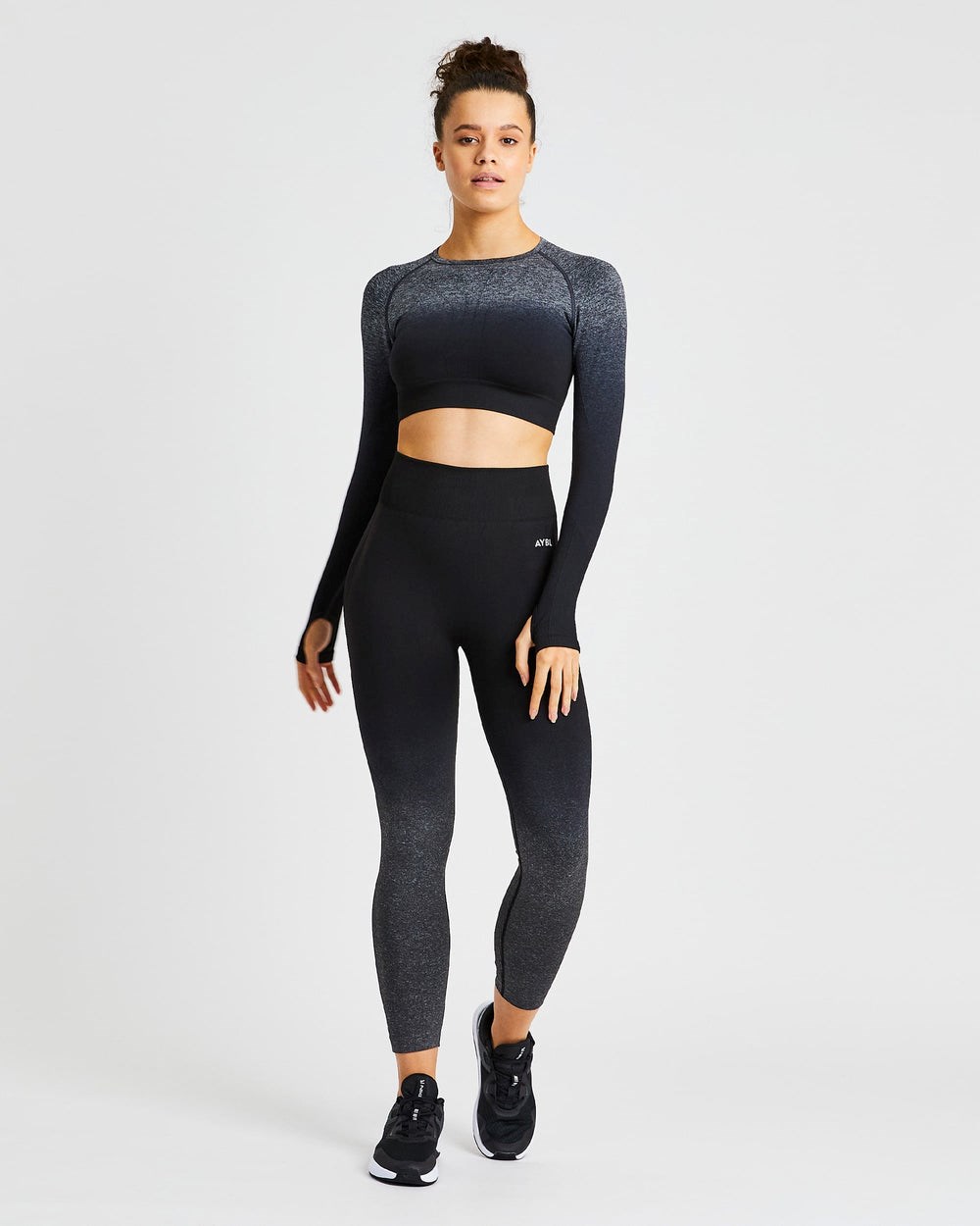 AYBL Pulse Ombré Seamless Long Sleeve Crop Top Black/Grey | 0635-KBUAQ