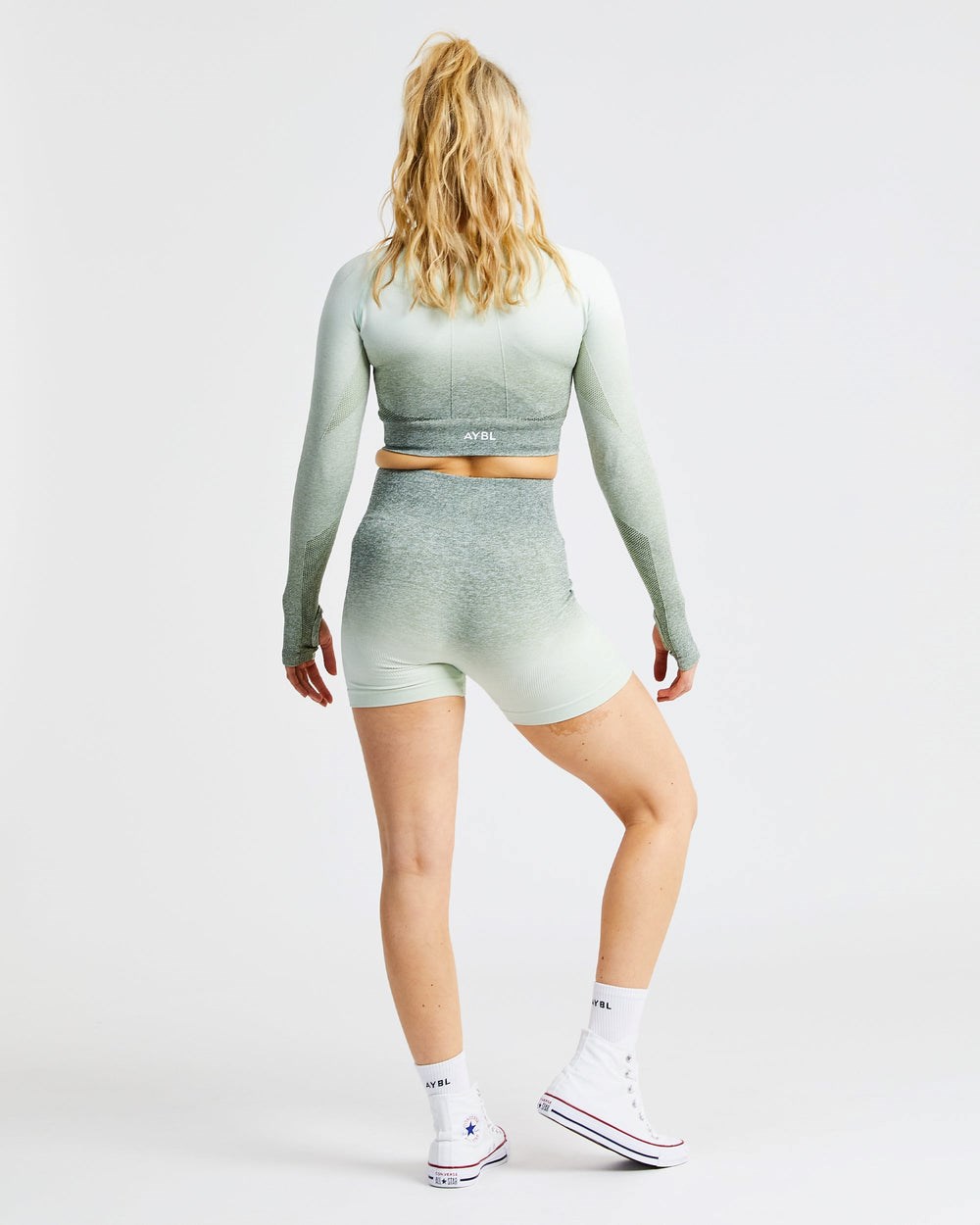 AYBL Pulse Ombré Seamless Long Sleeve Crop Top Khaki | 1308-ZLMSI