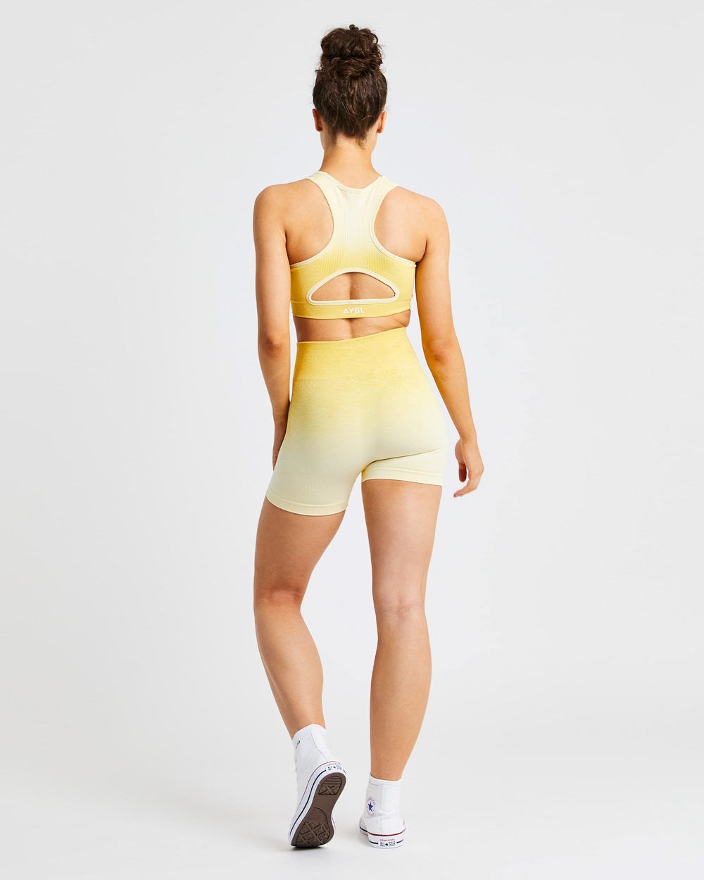 AYBL Pulse Ombré Seamless Shorts Gula | 6932-SWJXT