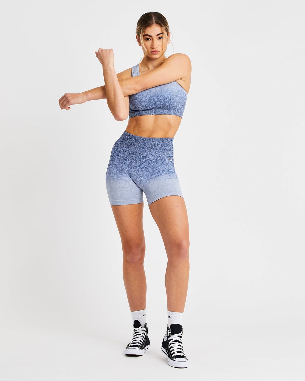 AYBL Pulse Ombré Seamless Shorts Marinblå | 5893-GXMDY