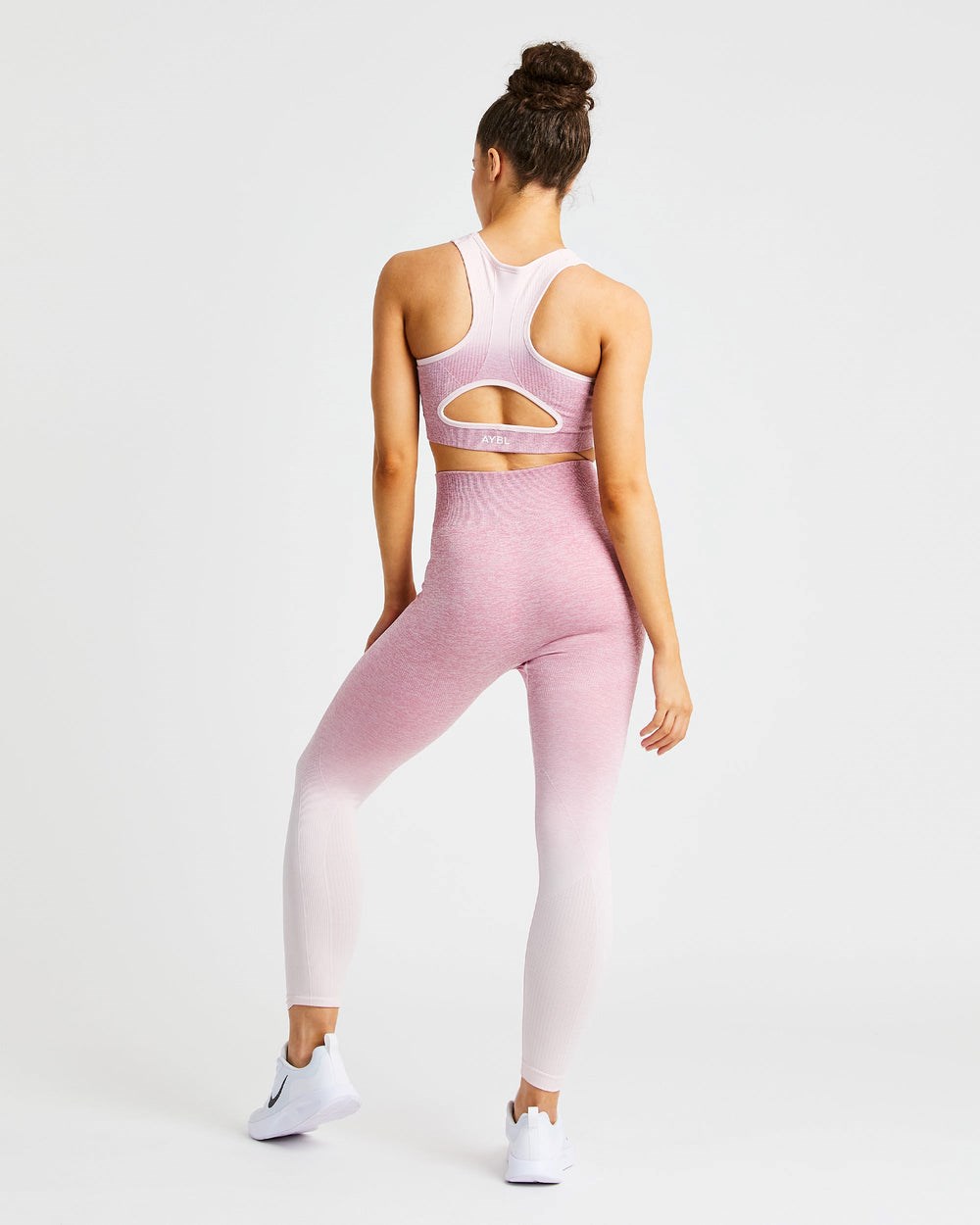 AYBL Pulse Ombré Seamless Sports Bra Rosa | 6819-SKJBL