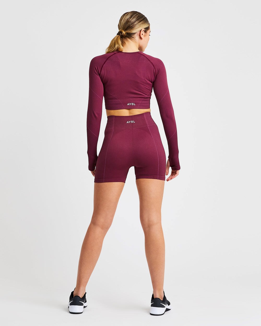 AYBL Reflex Seamless Long Sleeve Crop Top Plum | 1742-CVLTZ