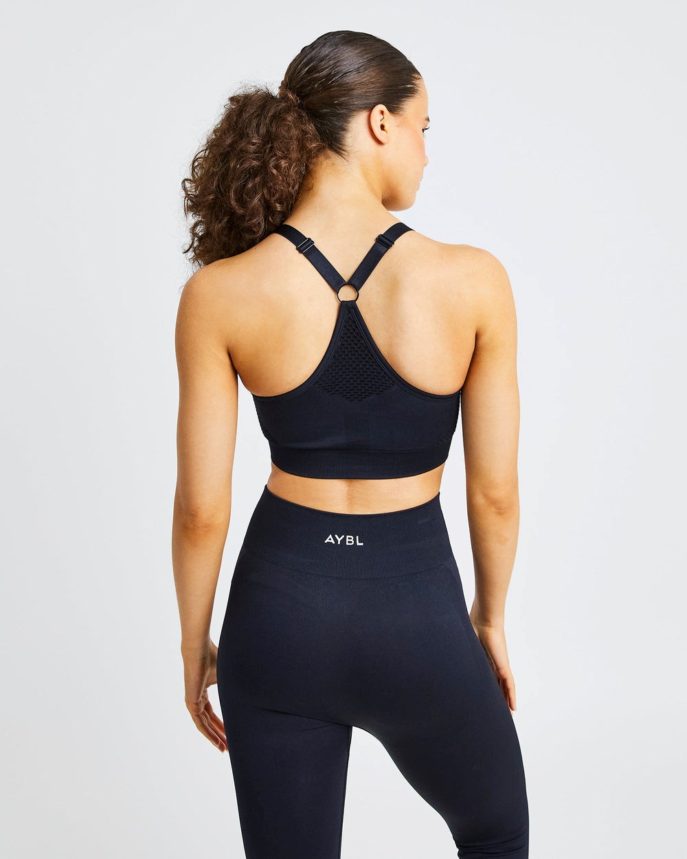 AYBL Reform Seamless Sports Bra Svarta | 2673-ELBNF