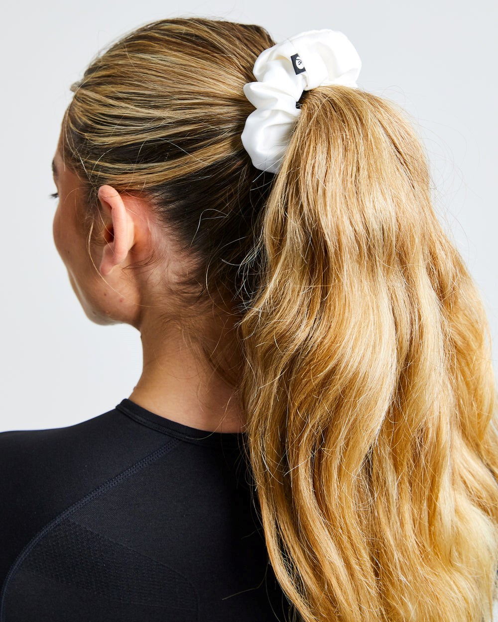 AYBL Scrunchie 4 Pack White/Black/Charcoal/Navy | 4802-YZFVR