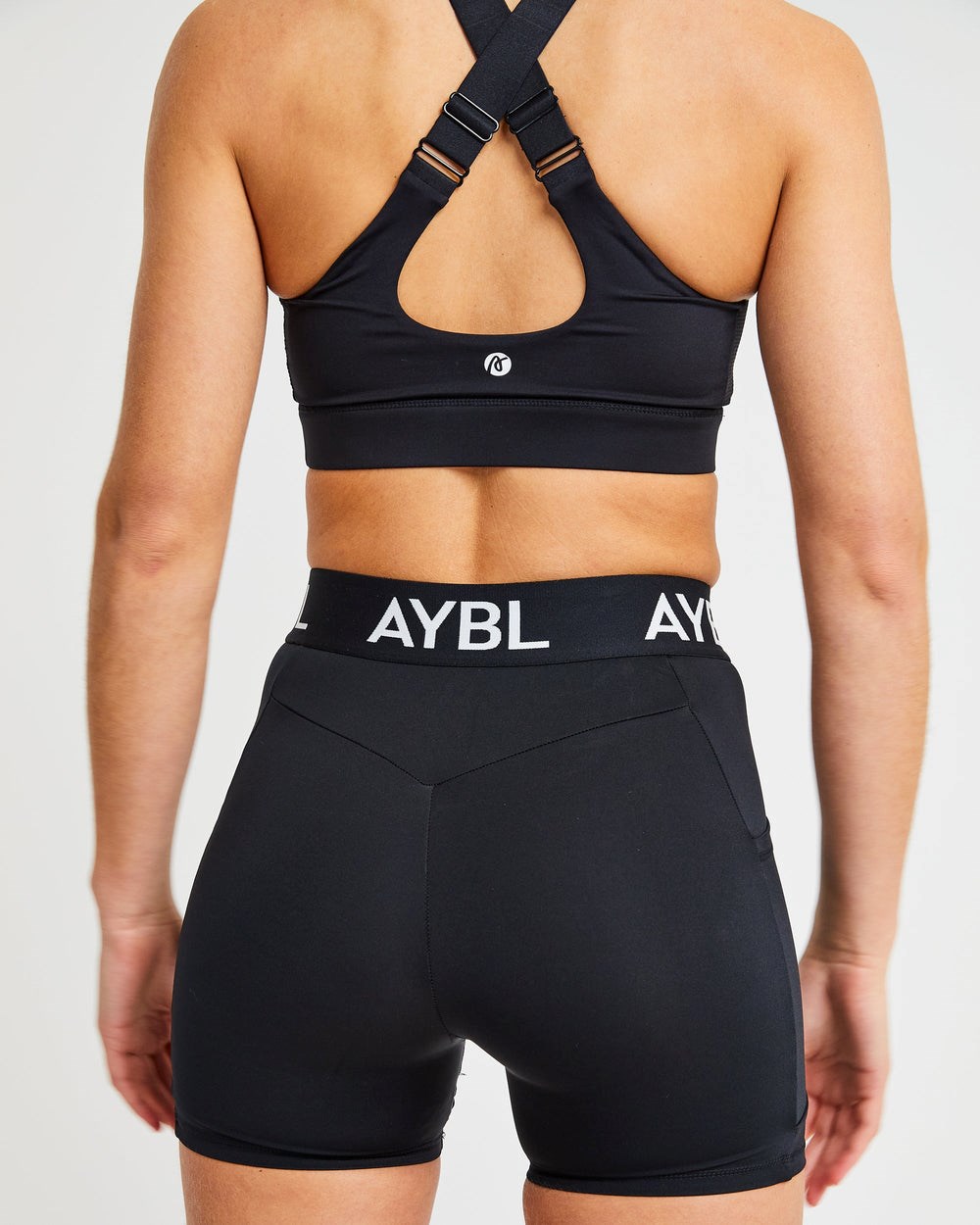 AYBL Sportive High Neck Sports Bra Svarta | 8943-ZHIMA