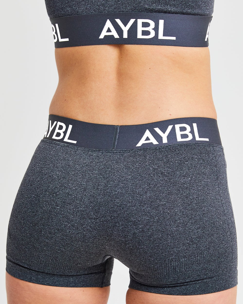 AYBL Staple Seamless Low Rise Shorts Svarta | 6135-SVLKO