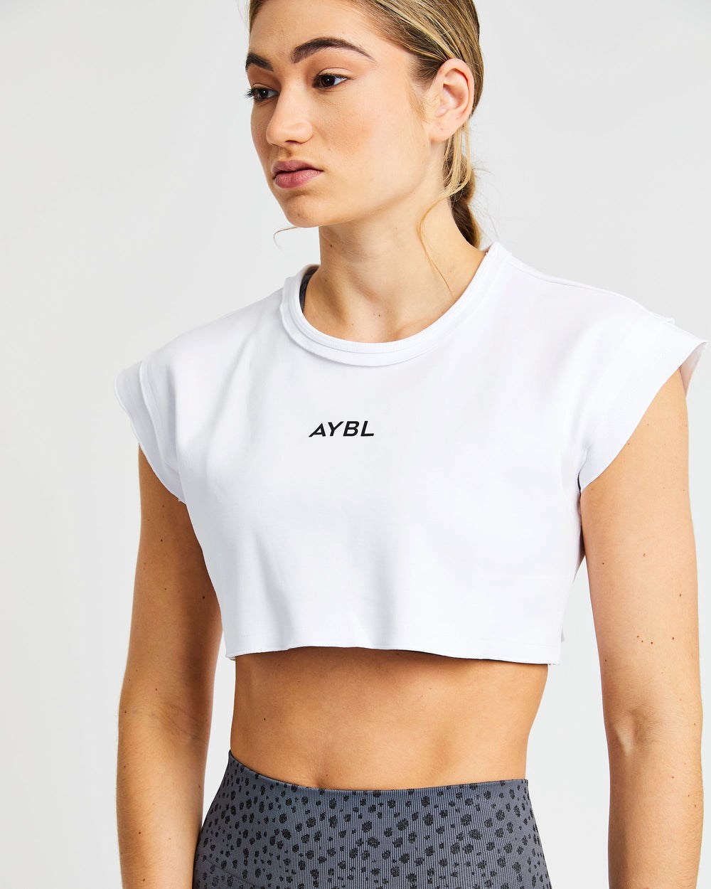 AYBL Tränings Crop Top Vita | 4861-XYIZV