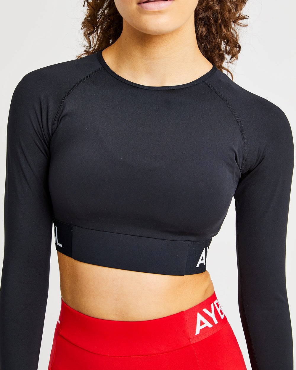 AYBL Tränings Long Sleeve Crop Top Svarta | 1342-NVLOS